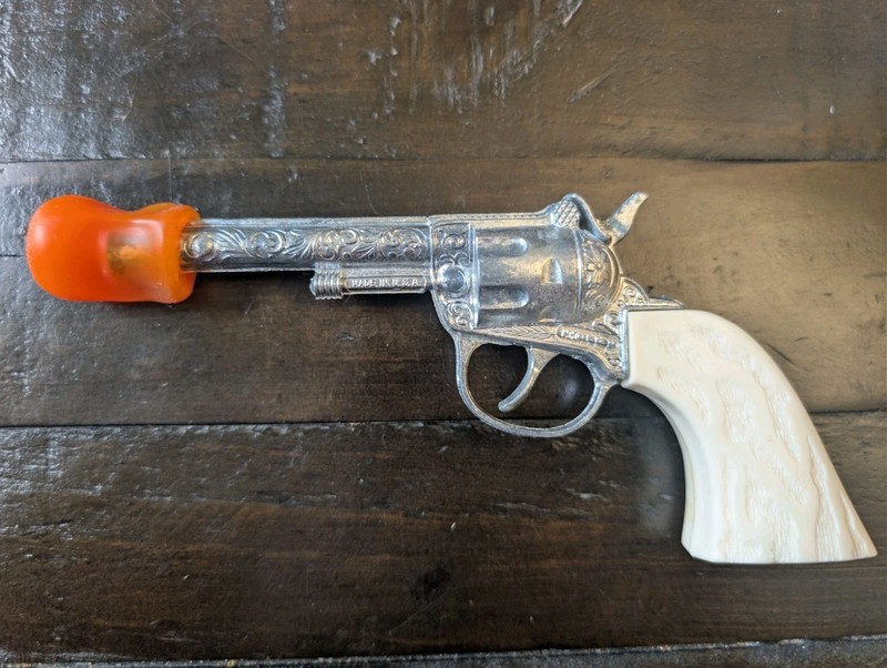 Vintage Diecast Hubley Cap Gun