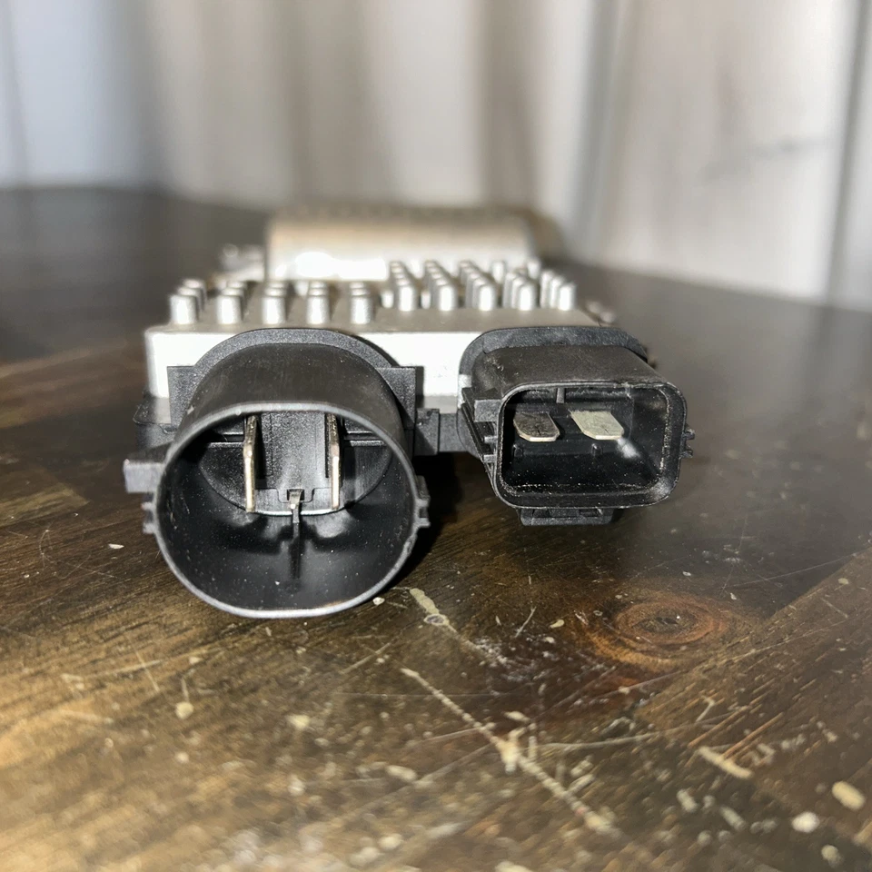 Ford Taurus 2010 2011 2012 radiador ventilador de refrigeración módulo control Foto 4 de 4