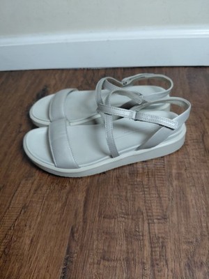 ECCO Sandals Womens 38EU 7US LX Grey Leather Strappy Open Toe Comfort Shoes