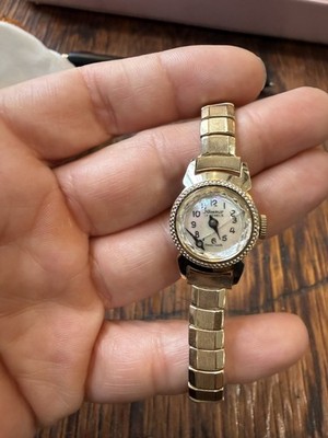Vintage Namruf 17 Jewel Swiss Made Opal Gold Tone Wind Up Watch