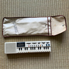 Sold AS IS - broken Screen - Casio VL-TONE 32...