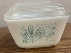 Vintage Pyrex 501 Turquoise 1-1/2 Cup Amish Butterprint Refrigerator Dish w/Lid.