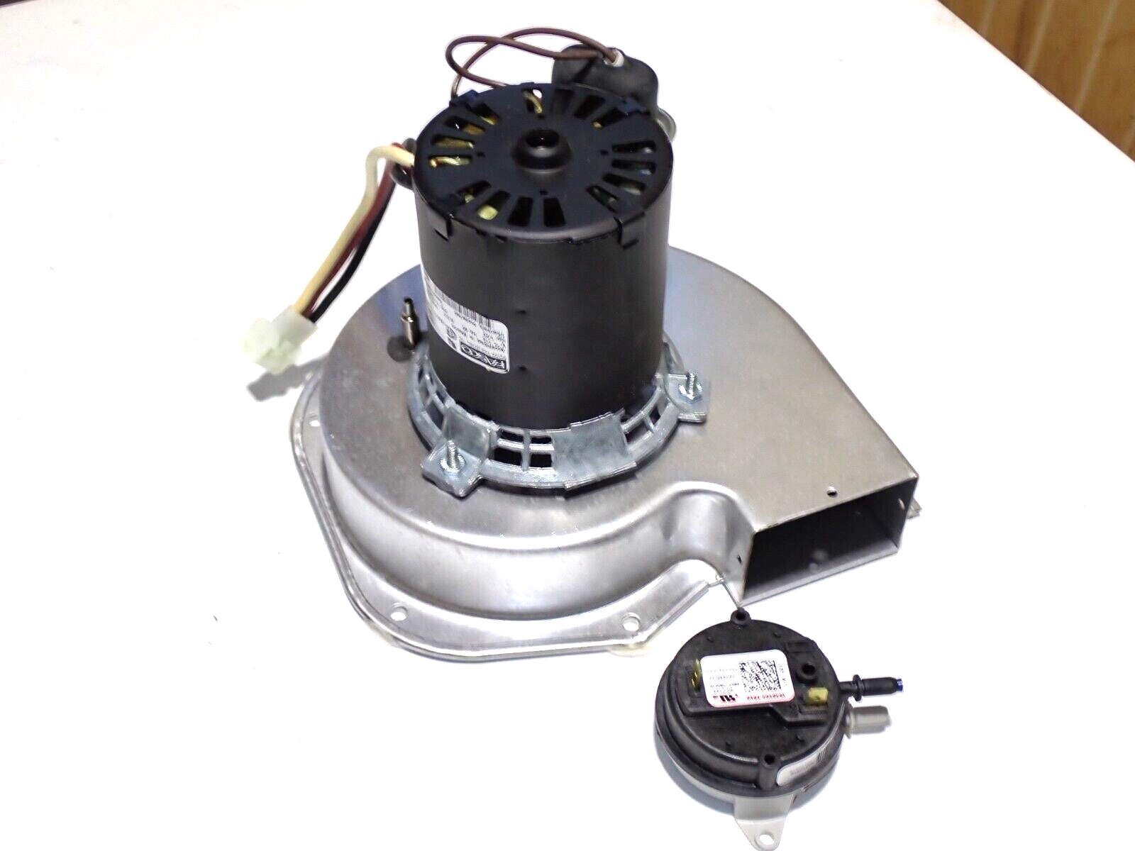 R06428D457 6428D457 ARMSTRONG COMBUSTION FURNACE 2 SPEED BLOWER KIT