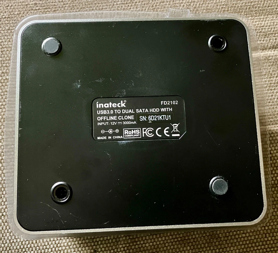 Inateck Aluminum USB 3.0 Dual Bay Hard Drive SATA Docking Station - Image 4 of 4