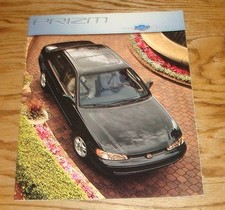 Original 2000 Chevrolet Prizm Sales Brochure 00 Chevy Original 2000 Chevrolet Prizm Sales Brochure 00 Chevy