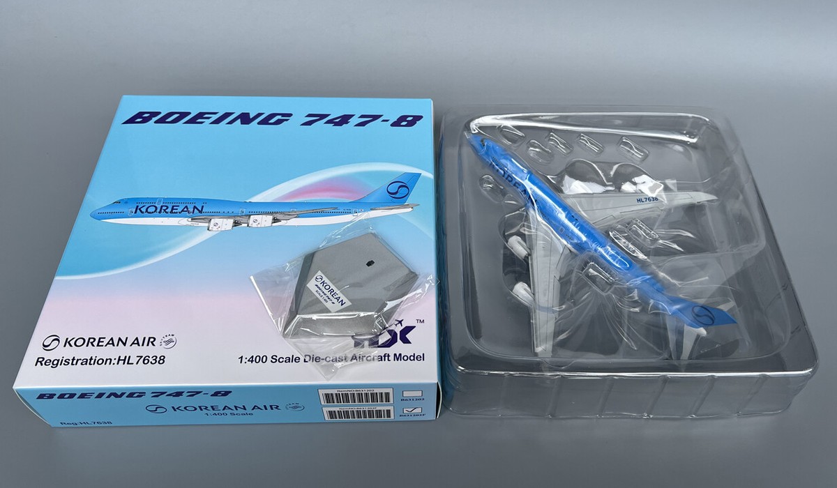 HX Models 1/400 Korean Air Boeing 747-8i HL7638 Finished