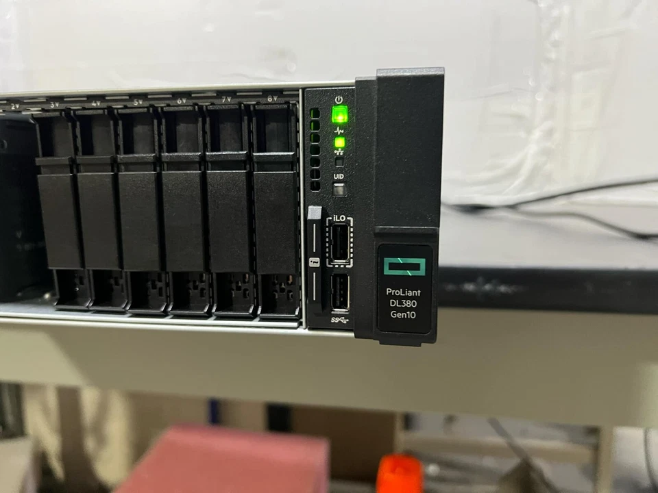 HP ProLiant DL380 Gen10 2U SFF 8 BAY 2.5" Xeon Silver 4114 2.2GHZ 48G RAM 2x PS - Image 2 of 4