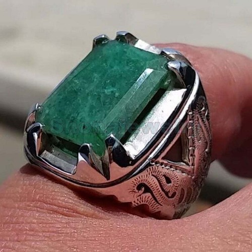 Solid 925 Sterling Silver Natural Emerald Corundum Gemstone Partywear Men's Ring