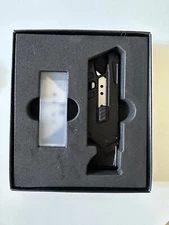 NIB Cedar Creek Box Cutter Tool With Carabiner Utility Knife 2656 Extra Blades