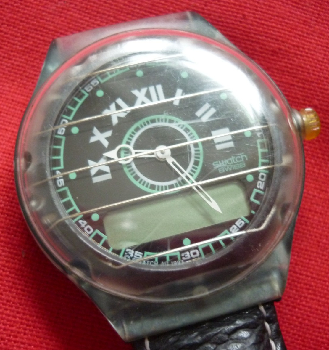 Watch Vintage Pager Beep Laser Black Up Swatch - vintagewatches.pk