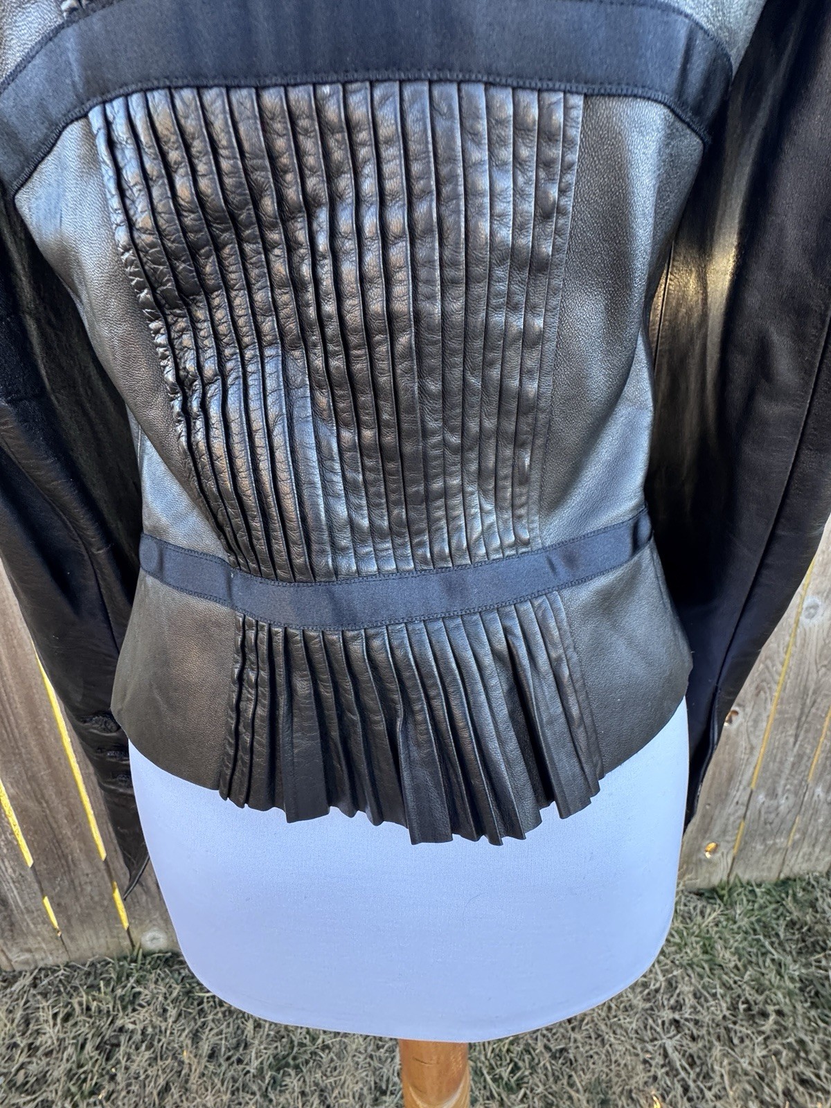 Chanel Black Lambskin Leather Jacket Sz 34/US 2 XS Ruffle Collar Excellent SEE! thumbnail 8