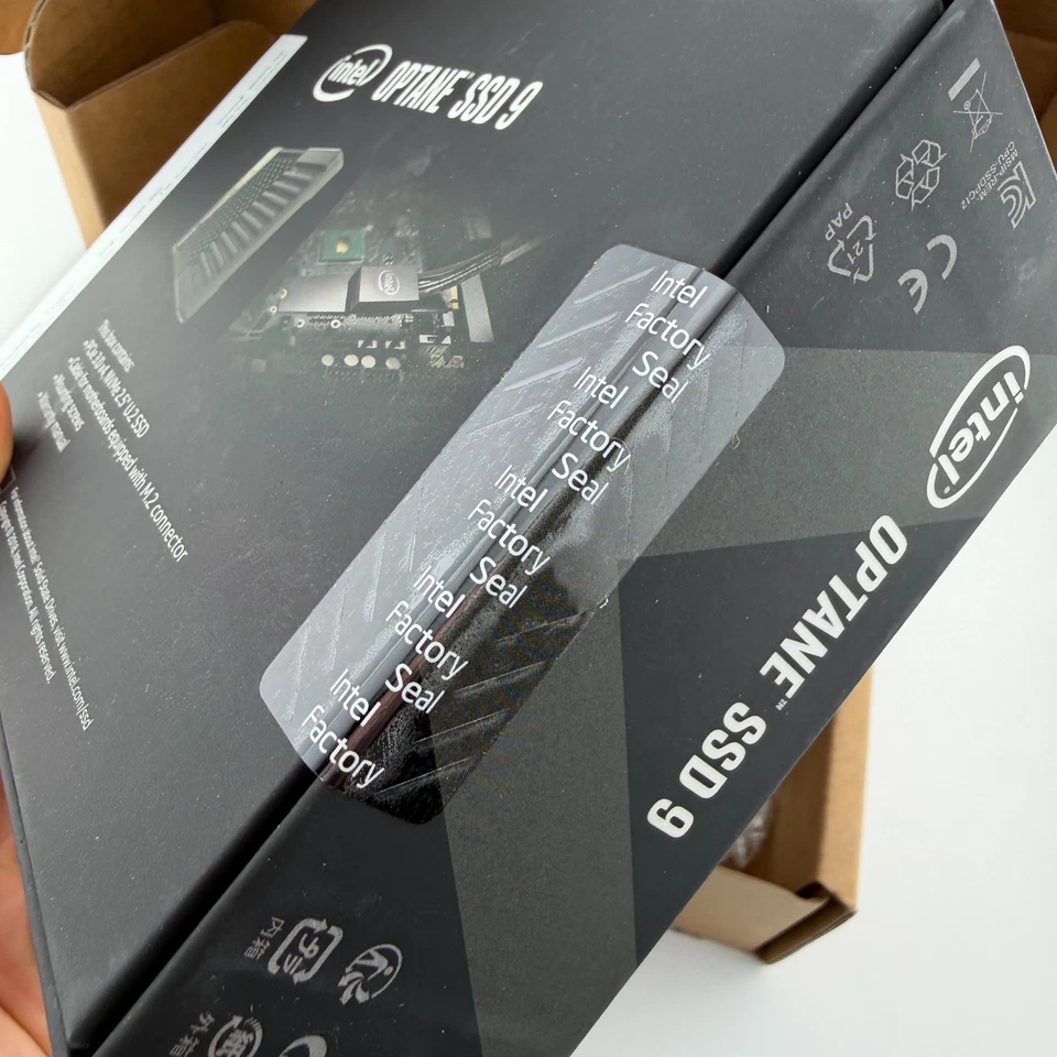 READ Intel Optane 905P Series 960GB 2.5" Internal SSD (SSDPE21D960GAM3) SEALED - Image 3 of 4