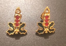 Avon Vintage Sparkling Christmas Candle And Holly Pierced Earrings