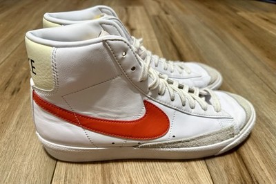 Nike Blazer Mid '77 VNTG Mens Shoes White Picante Red BQ6806-122 Size 9 EUC Rare