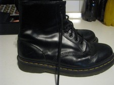 Dr. Martens-Doc Martens-Grösse 39-Schwarz-8 Loch