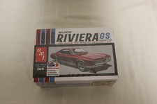 Amt 125 Plastic Model Kit 1966 Buick Riviera Gs Hardtop 1439