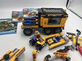 LEGO City Jungle Sets #60157 Starter Set, & 60160 Mobile Lab Incomplete 5 Figs