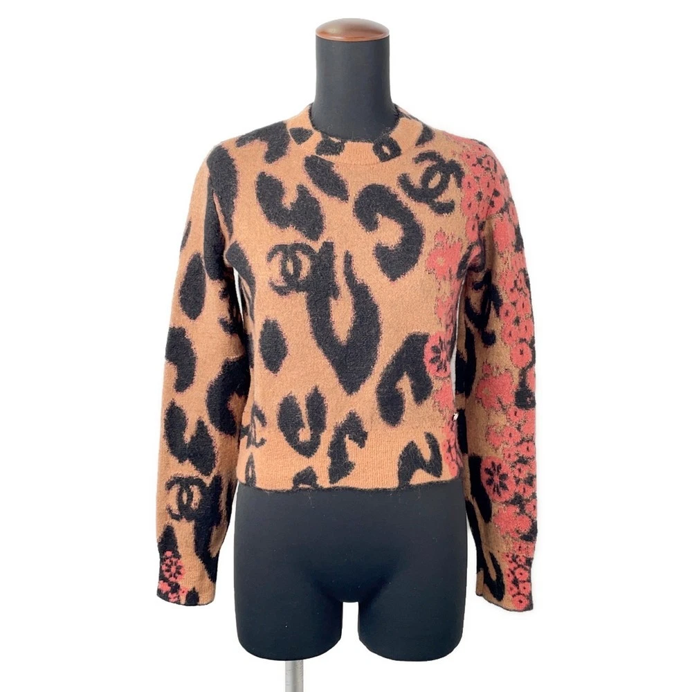 Chanel — CHANEL Leopard knit sweater Size 36 Cashmere43%/Mohair 32%/Polyamide19%/Wool...
