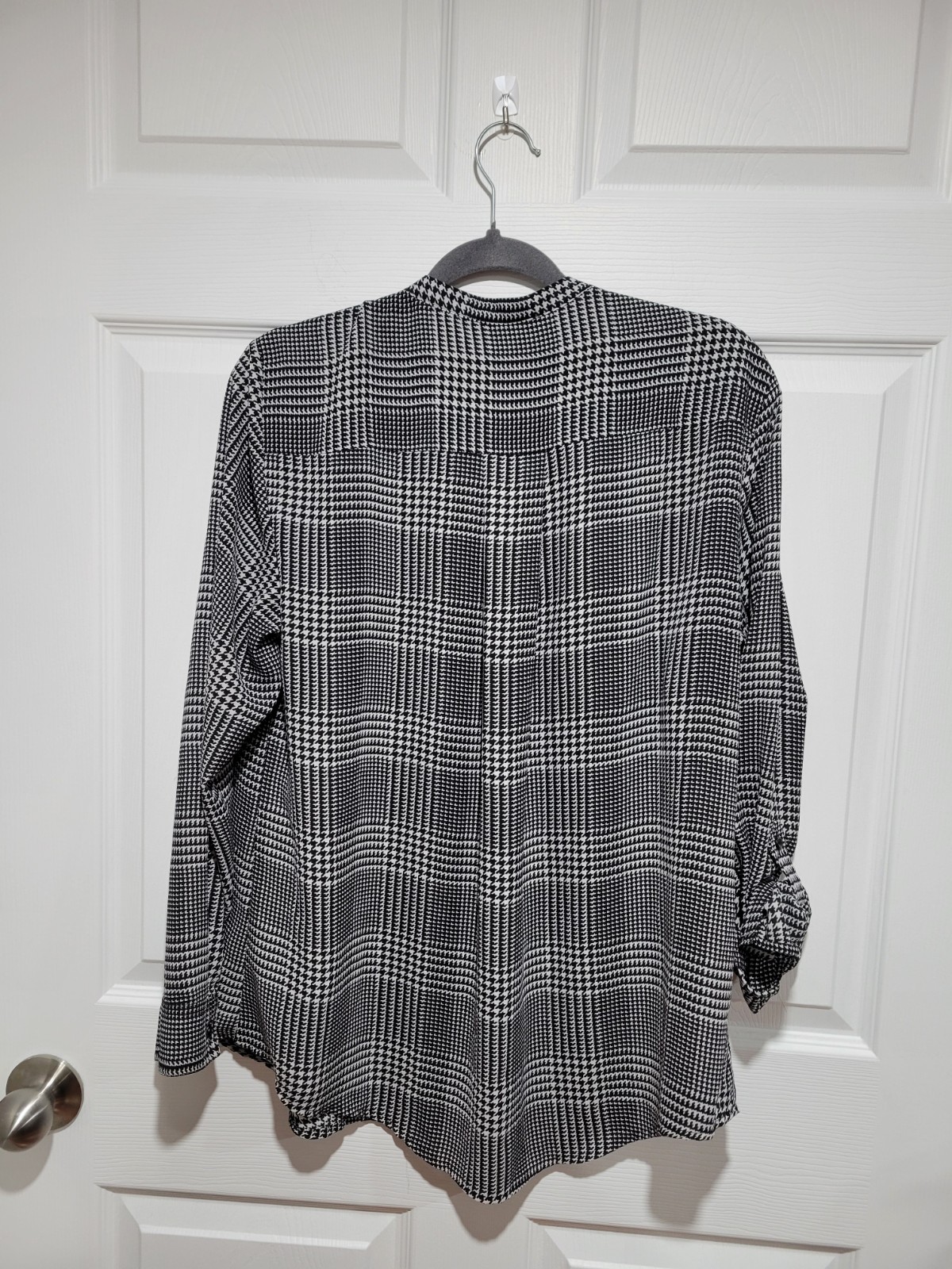 By Design Longsleeved Button Down Houndstooth Blo… - image 5