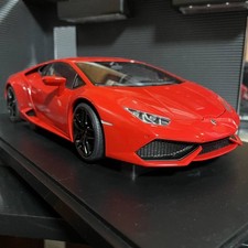 Unexhibited Autoart 1/18 Lamborghini Huracan LP610 4