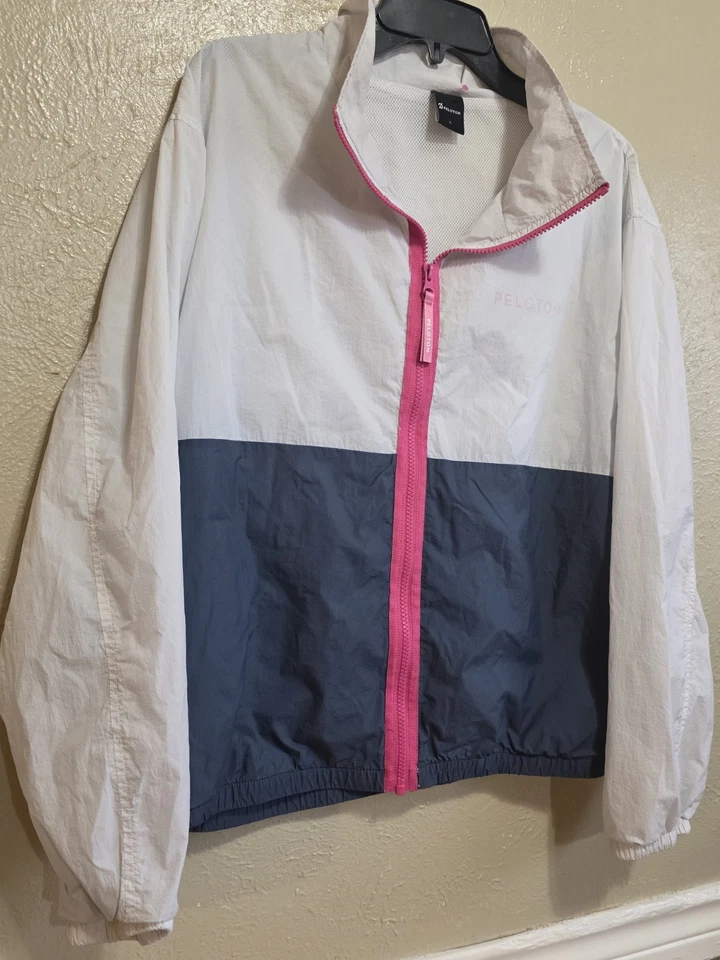Peloton Retro Track Jacket Mujer’s L Blanco Azul Rosa Cremallera Completa Impermeable Deportes Foto 4 de 4