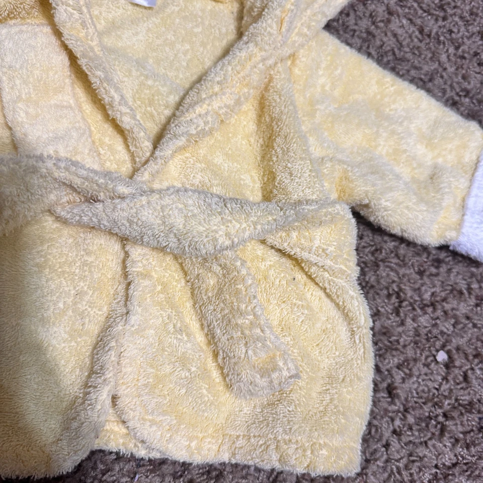 Baby Aspen Hooded Towel Terry Cloth Robe Yellow Lion w/ belt sz 0-9 mos - Image 3 of 4