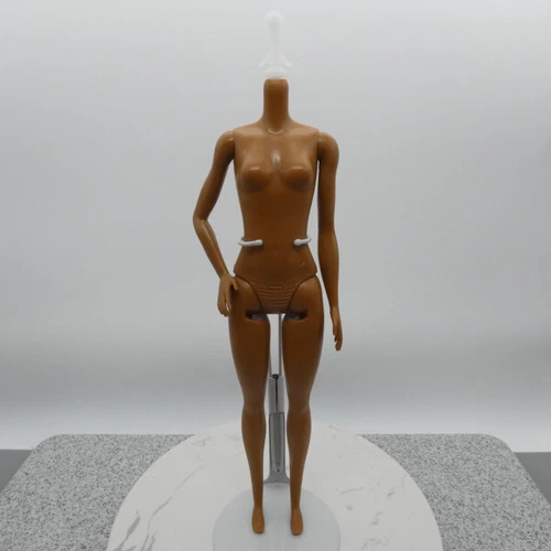 Barbie Fashionistas Totally Hair AA Doll Body Medium Dark Skin 2022 Mattel HCM91