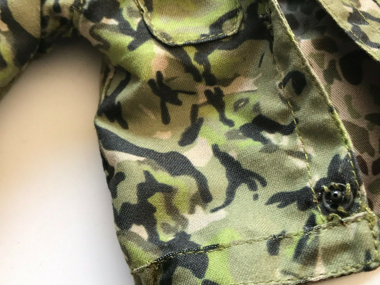 Picture 2 of 3