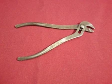 5" pliers "No. 3411" w/ "Jones Bros Mfg Corp Chicago" 1" opening - Super Nice