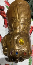 Disney Parks Marvel Avengers Thanos Infinity Gauntlet Glove Sipper 2018