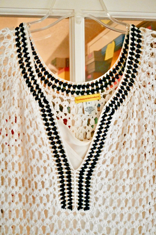 Vestido CATHERiNE MALANDRINO Couture Crochet Peekaboo Forrado Tejido Talla 8 Blanco Azul Marino Foto 3 de 4