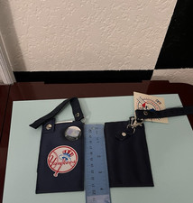 New York Yankees WristletCell Phone Holder, Credit Cards-Brand New-FREE SHIPPING