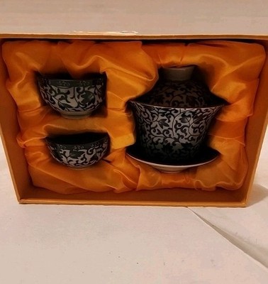 Chinese Porcelain Gongfu Tea Set Gaiwan 3 Cups Hand Painted Blue White Gift Box