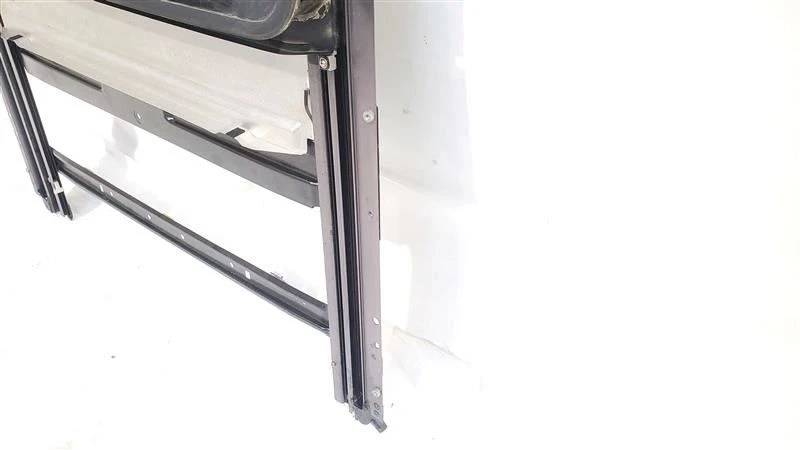 Roof Glass OEM 2002 2003 2004 2005 2006 Infiniti Q45 - Image 4 of 4