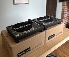 Technics SL-1210 MK2 PAIR Mint Condition Turntables - 2 Year Warranty