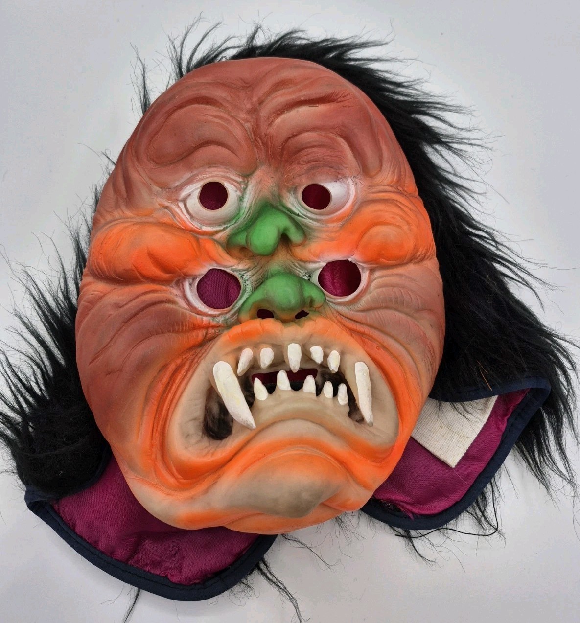 VINTAGE HALLOWEEN MASK FUN WORLD DIV. MADE IN TAIWAN B8