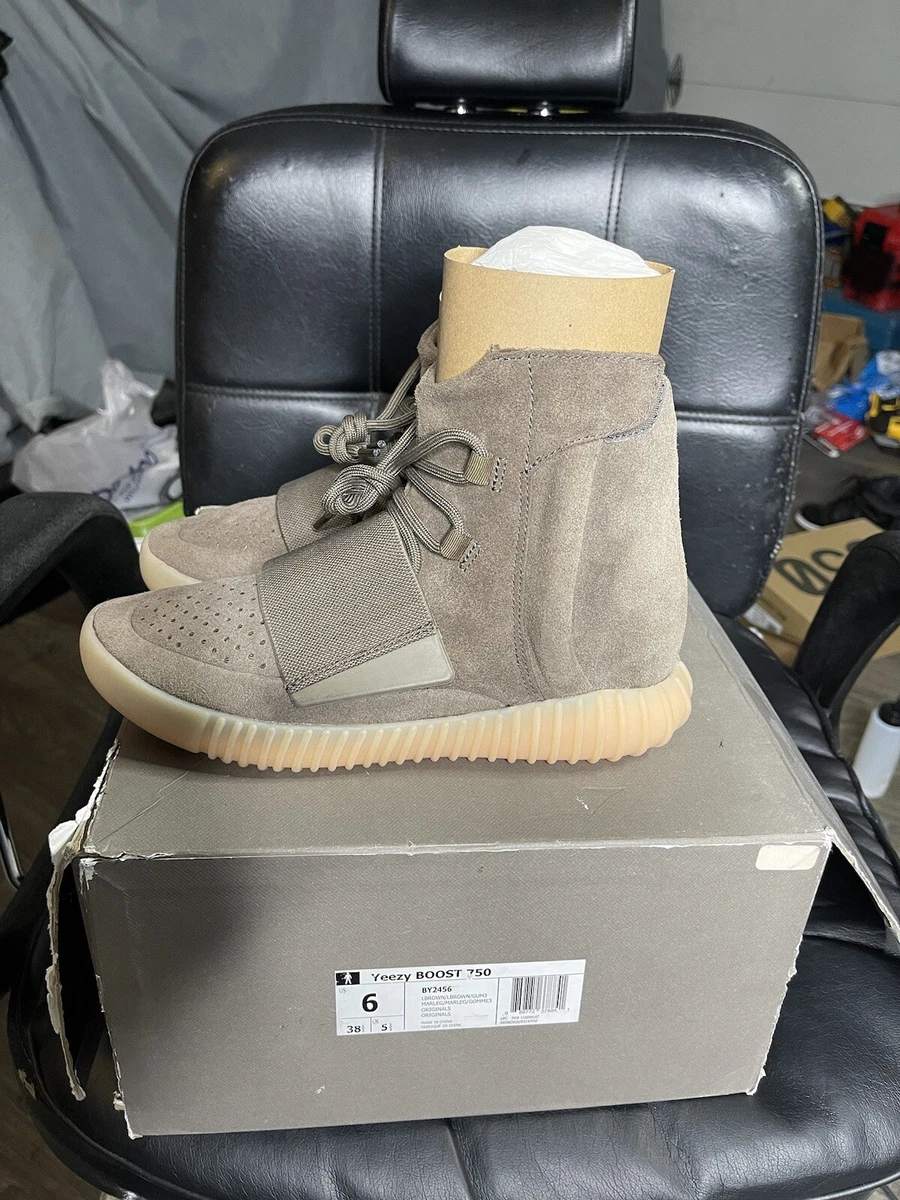 Adidas Yeezy Boost 750 Chocolate Light Brown BY2456 Size 6 Damaged