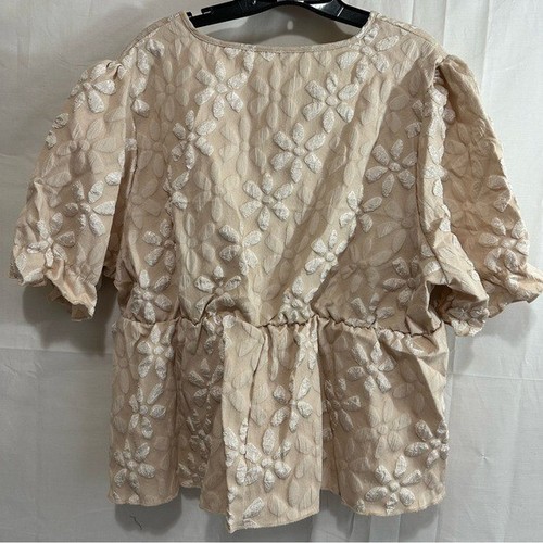 Shein Curve Women's Front Tie Short Sleeve Floral Jacquard Shirt Tan 3XL - Picture 3 of 13