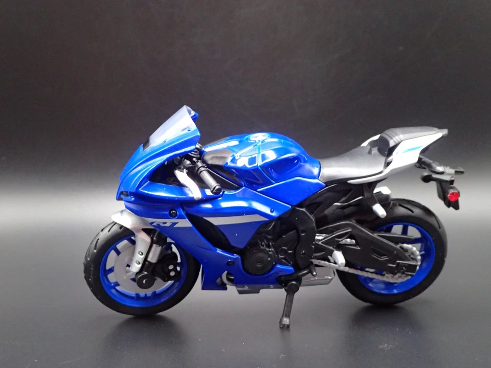 BICICLETA DEPORTIVA YAMAHA YZF-R1 MOTO AZUL ESCALA 1/18 DIORAMA DIECAST MODELO BICICLETA Foto 3 de 4