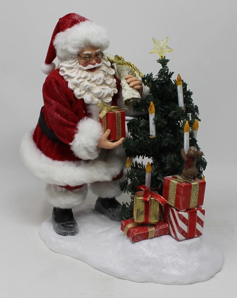 Dept 56 Possible Dreams Clothtique Santa's Little Helper in Orig