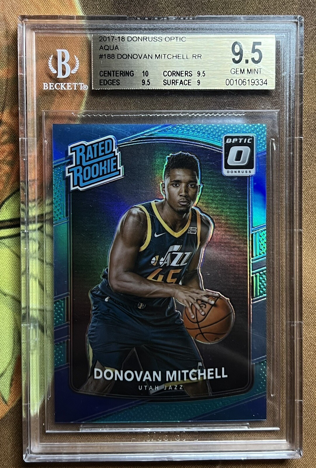 Donovan Mitchell 2017-18 Panini Donruss Optic AQUA ROOKIE BGS 9.5 /25
