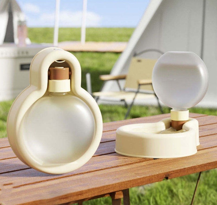 500ml Portable Pet Travel Drinking Dispenser