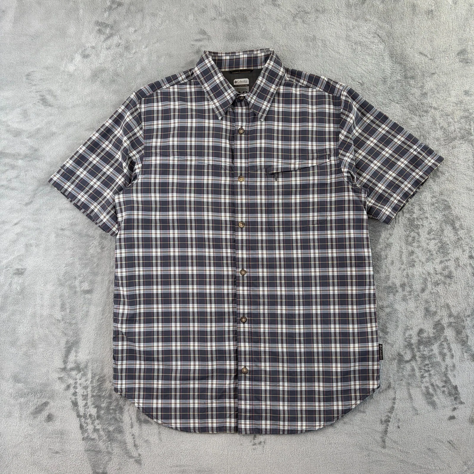 Columbia Titanium Plaid Short Sleeve Shirt Grey Blue Outdoor Hiking Mens Large
Opens in a new window