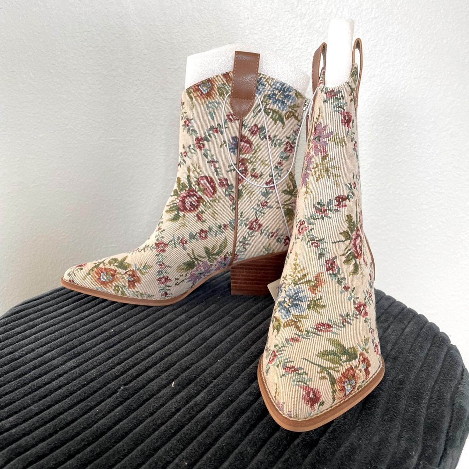 Floral Cowgirl Boots by Altard State - Women's Size 8