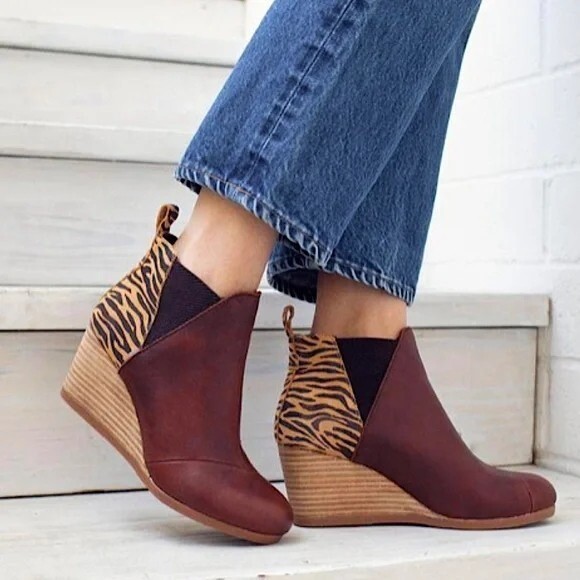 Toms Brown Chunky Wedge Zebra Print Booties Ankle Boots KELSEY