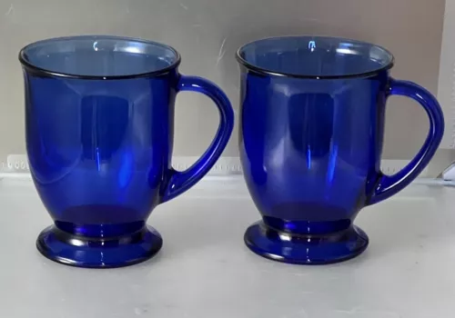 2 Vintage Large Anchor Hocking Cobalt Blue Glass Coffee or Tea Mugs 16 Oz