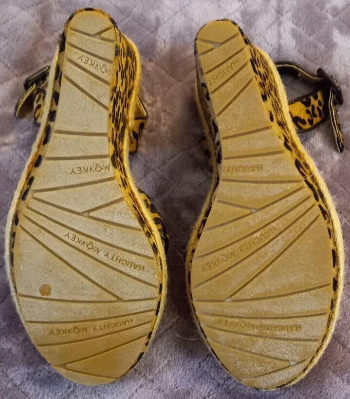 NAUGHTY NONKEY Flaunt It estampado leopardo piel charol plataforma cuñas talla 7 Foto 3 de 3