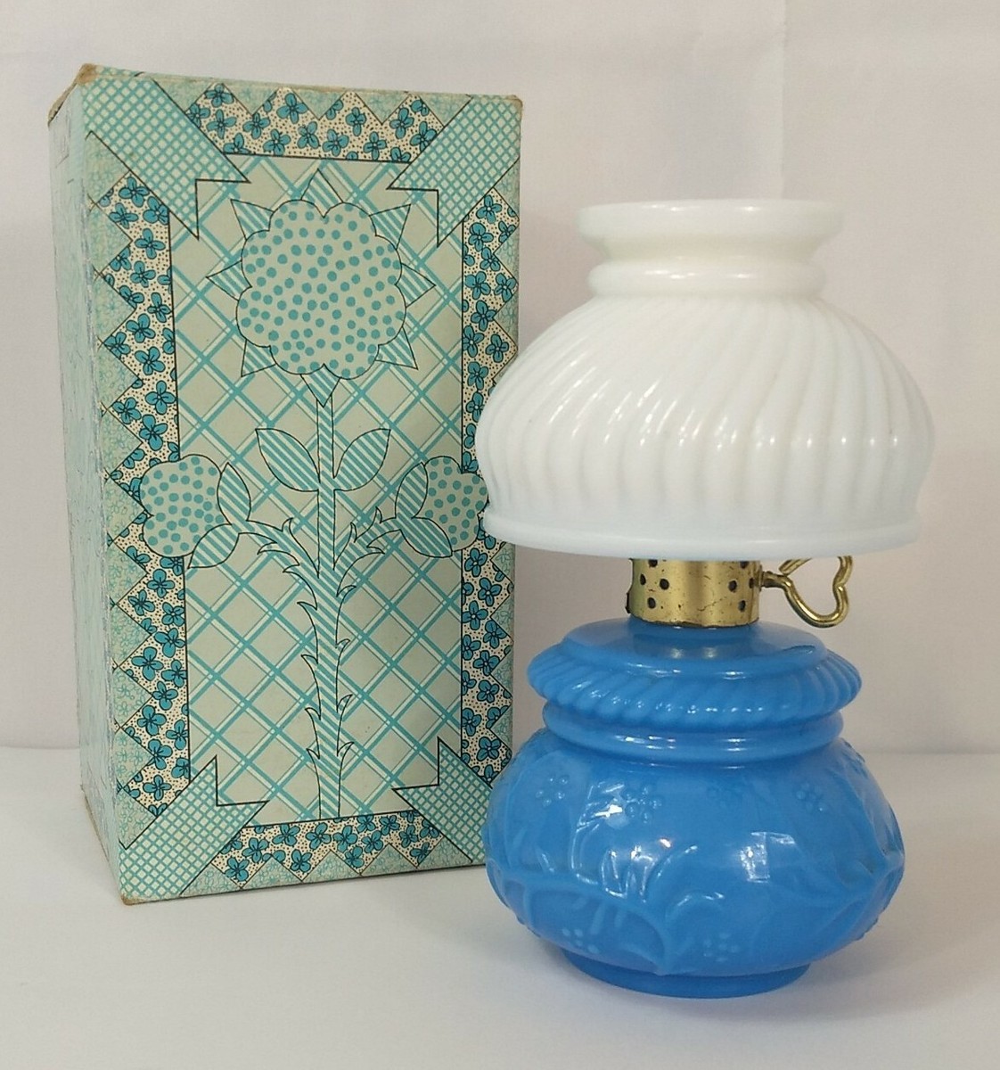 【未使用】灯籠の灯る墓地　Jhon Avon氏　サインド　プレイマット 未使用】灯籠の灯る墓地 Jhon Avon氏 サインド プレイマット