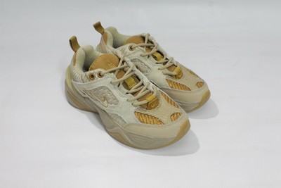 nike tekno tan