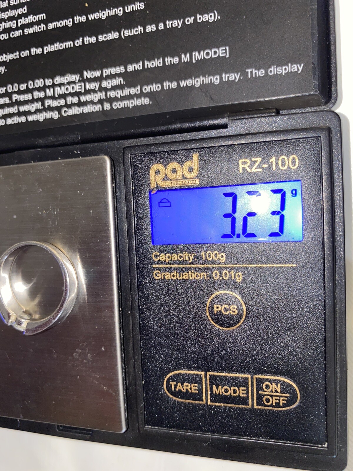 Vintage 9ct Solid White Gold Ring - image 3